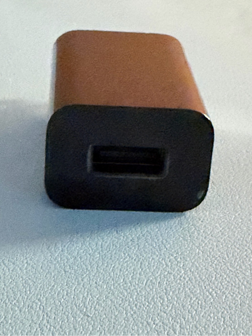 ๐ | USB Wall Mount Adapter - Picture 5 of 6